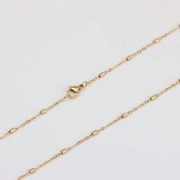 Elegant Rose Gold Brass Necklace with Subtle Textured Detailing, XPNL0351 - Picture 2 of 11